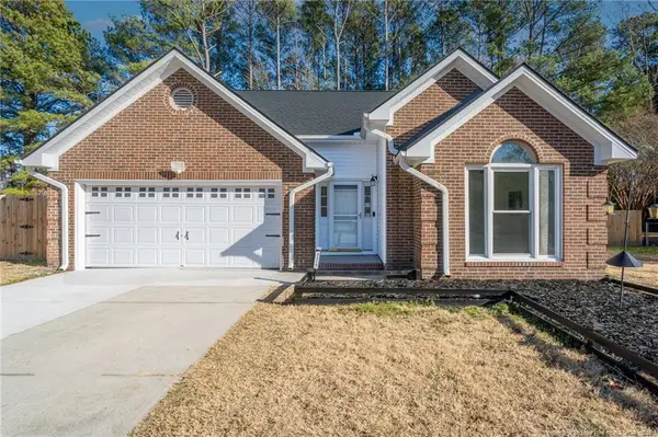 4317 Buckhurst Drive, Hope Mills, NC 28348