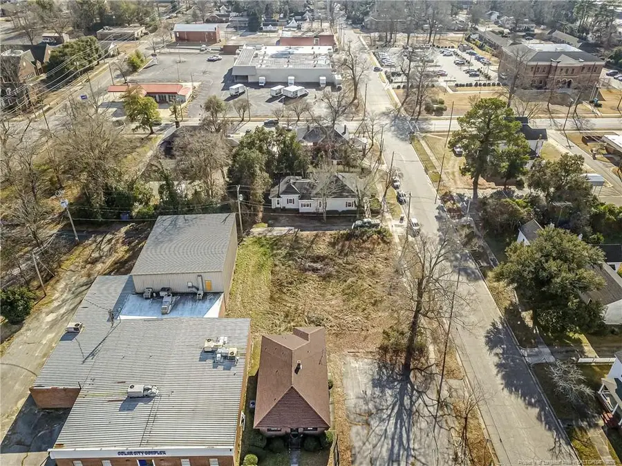 308 Everett Street, Laurinburg, NC 28352 - #2