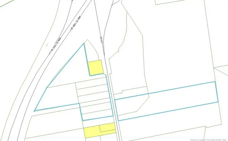 19275 U S Hwy 301 N, Saint Pauls, NC 28384 - #3