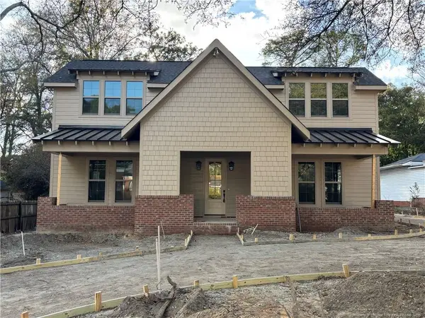 318 Pinecrest Drive, Fayetteville, NC 28305