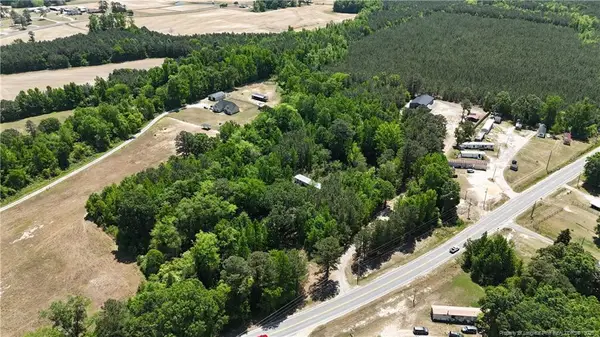 7275 Nc 210 S Highway, Bunnlevel, NC 28323