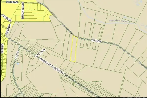 Green Street, Parkton, NC 28371