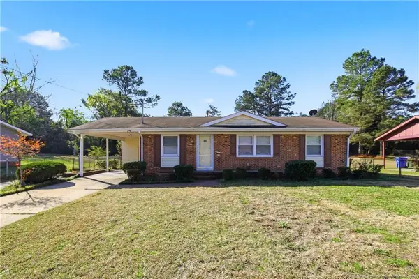 2811 Coronada Parkway, Fayetteville, NC 28306
