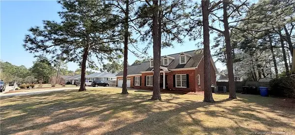 2106 Clinchfield Drive, Fayetteville, NC 28304