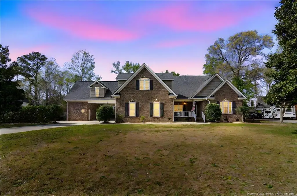 417 Foxwood Drive, Hope Mills, NC 28348 - #1