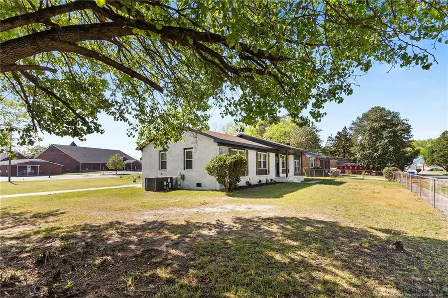 501 Mann Street, Fayetteville, NC 28301 - #2