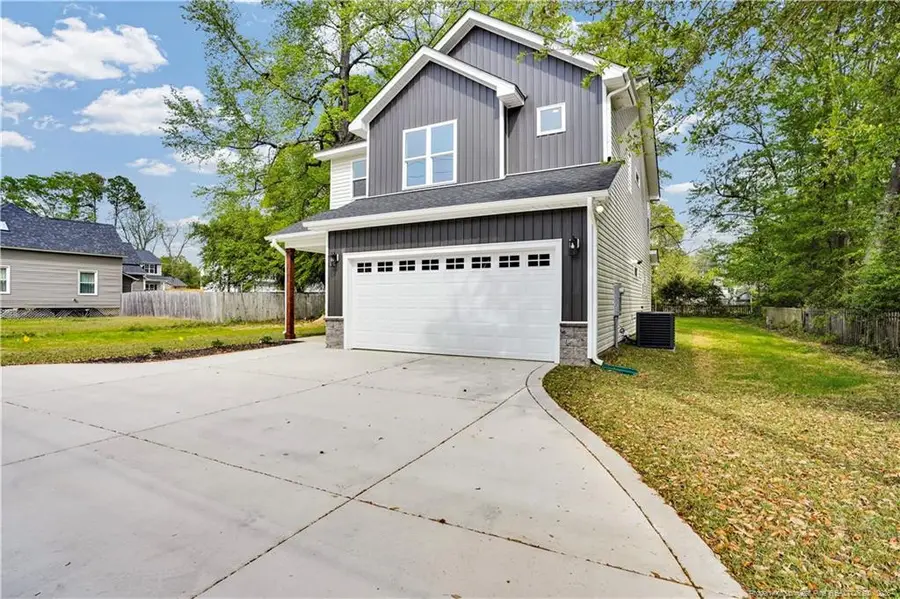 610 N Main St Street, Raeford, NC 28376 - #3