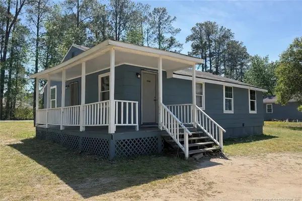 560 W Manchester Road, Spring Lake, NC 28390