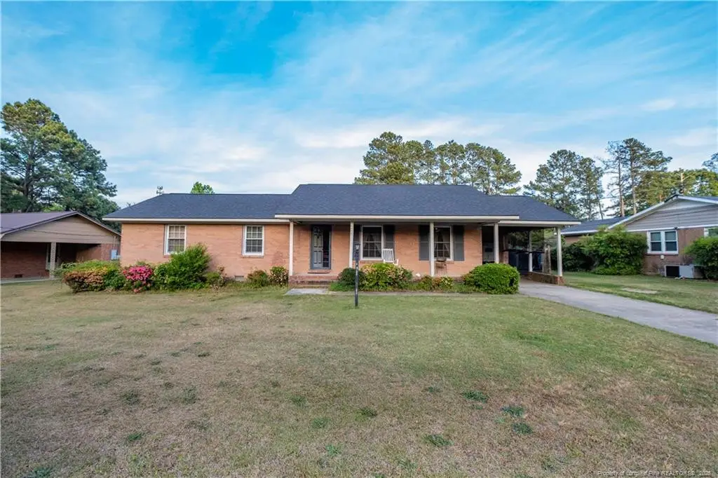 518 College Drive, Raeford, NC 28376 - #1