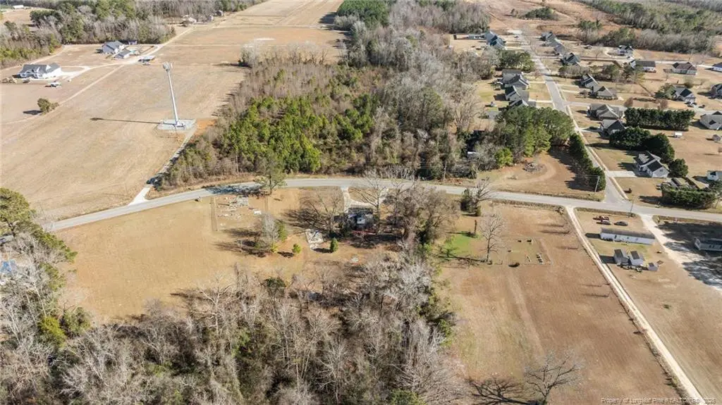 1737 W Carthage Road, Lumberton, NC 28360 - #1