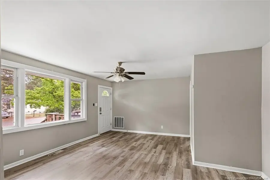 508 E 6th Avenue, Raeford, NC 28376 - #3