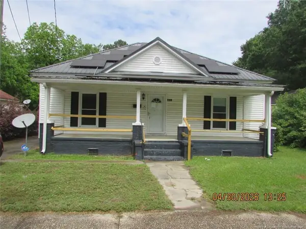 215 E Maple Street, Mount Olive, NC 28365