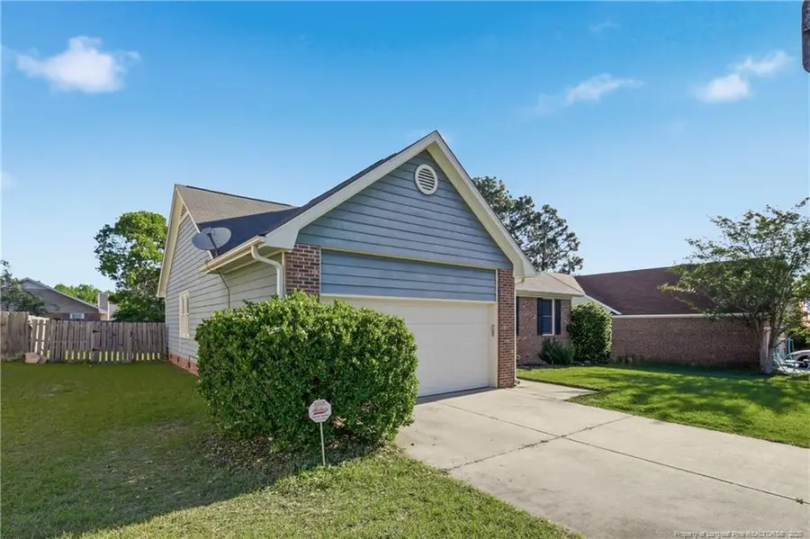 5532 Bear Creek Circle, Fayetteville, NC 28304 - #3