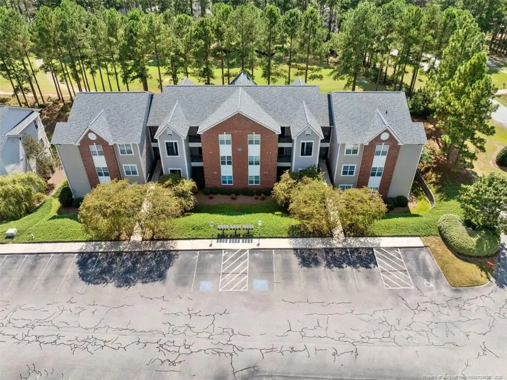62 Gallery Drive #102, Spring Lake, NC 28390 - #1