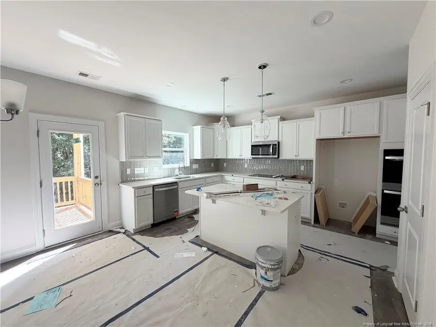 605 Grand Griffon Way, Lillington, NC 27546 - #2