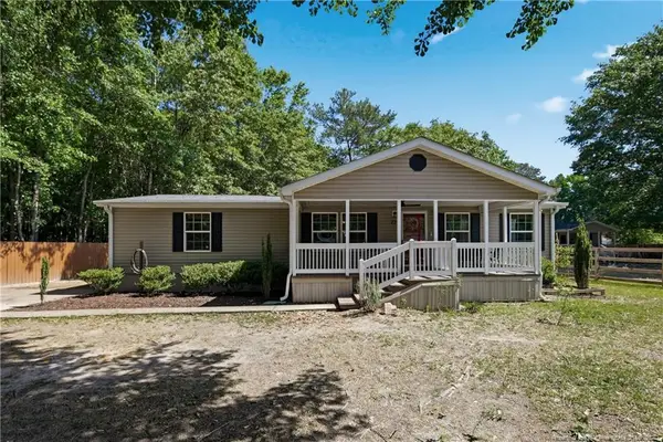 220 Fondern Drive, Hope Mills, NC 28348