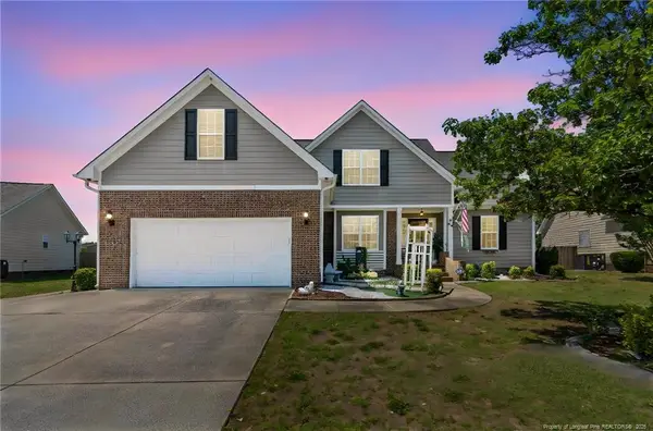 1225 Thistle Gold Drive, Hope Mills, NC 28348