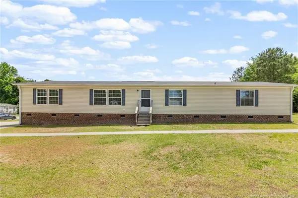 104 Hillcreek Drive, Parkton, NC 28371