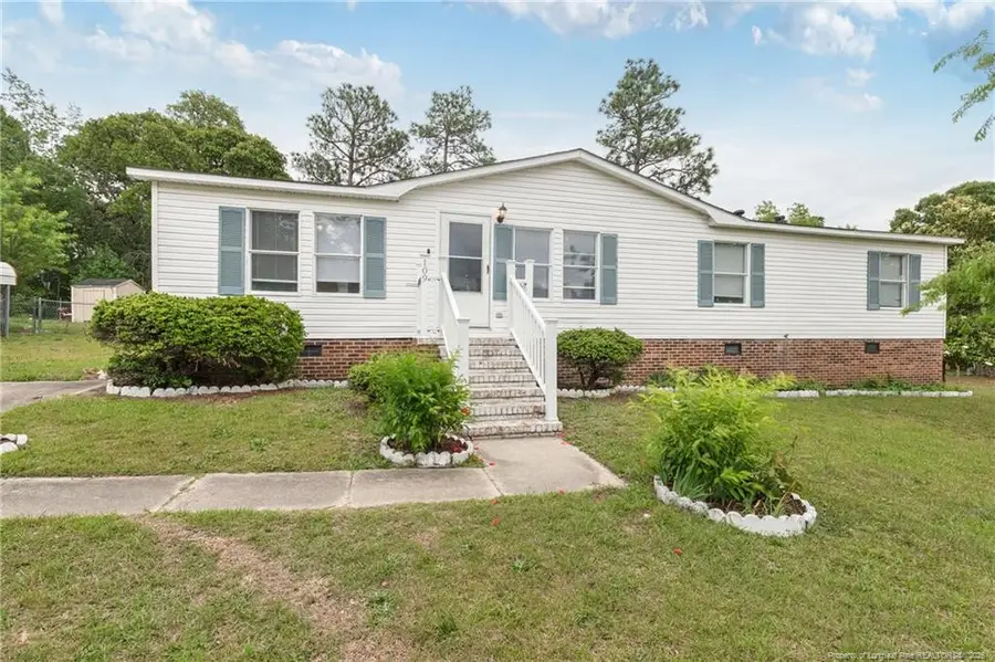 109 Londontown Drive, Spring Lake, NC 28390 - #2