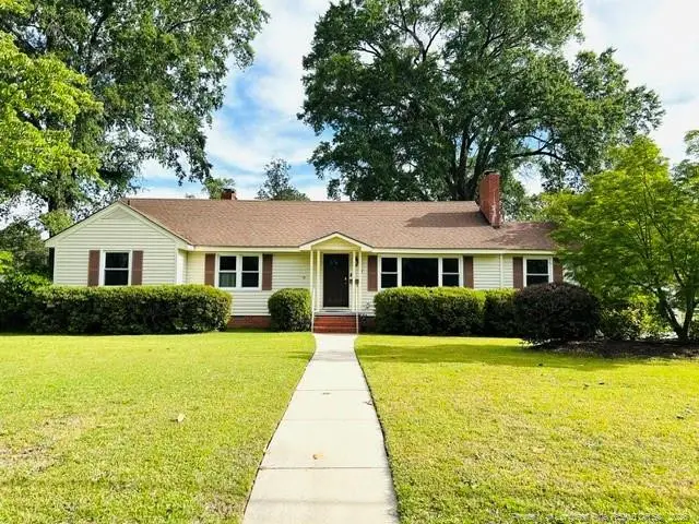 504 W 30th Street, Lumberton, NC 28358 - #1