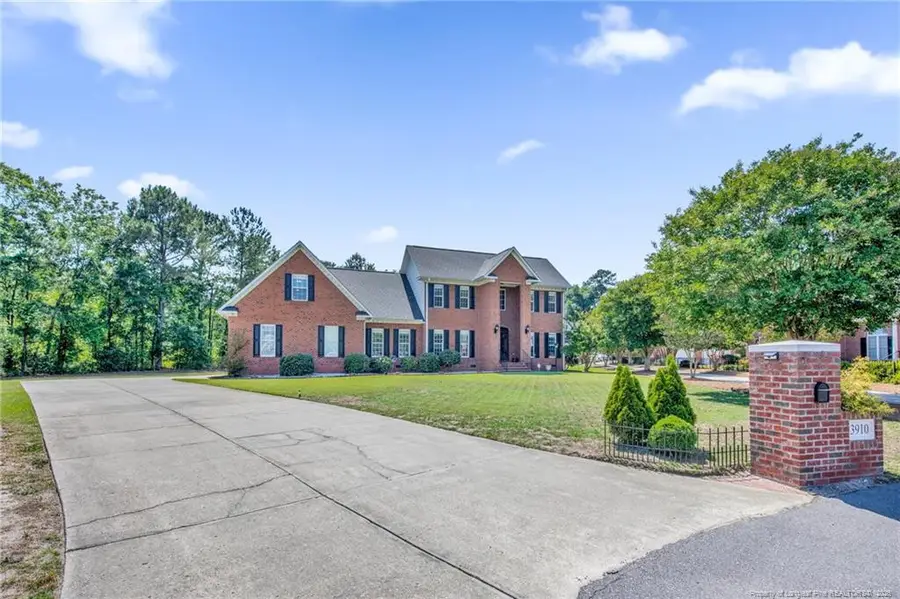 3910 W Bent Grass Drive, Fayetteville, NC 28312 - #3