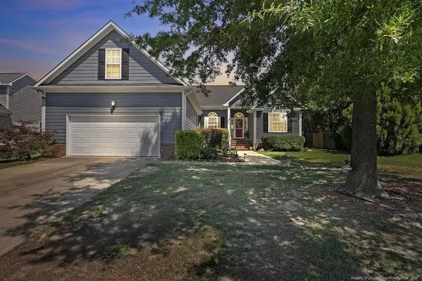 5952 Blue Sky Lane, Hope Mills, NC 28348