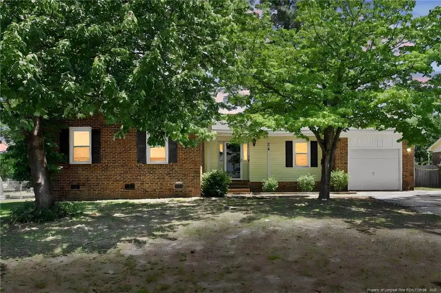 2109 Hollyridge Place, Fayetteville, NC 28304 - #2