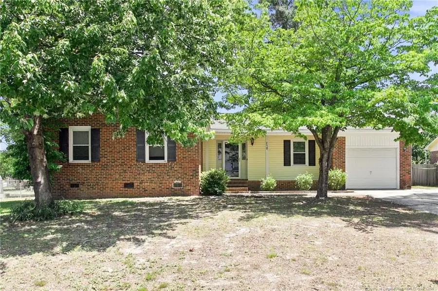 2109 Hollyridge Place, Fayetteville, NC 28304 - #3