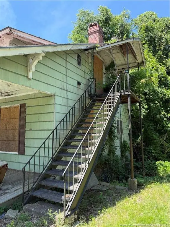 104 N 17th Street, Erwin, NC 28339 - #2