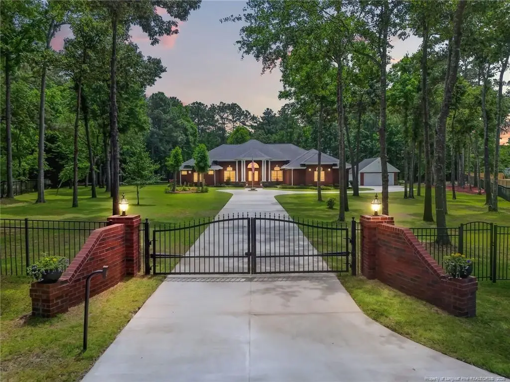 2204 Honey Lane, Hope Mills, NC 28348 - #1