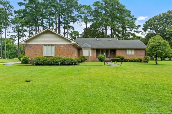 4155 Bent Grass Drive, Fayetteville, NC 28312