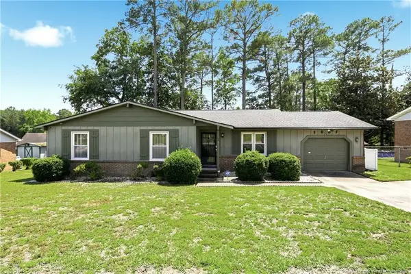 1837 Eichelberger Drive, Fayetteville, NC 28303
