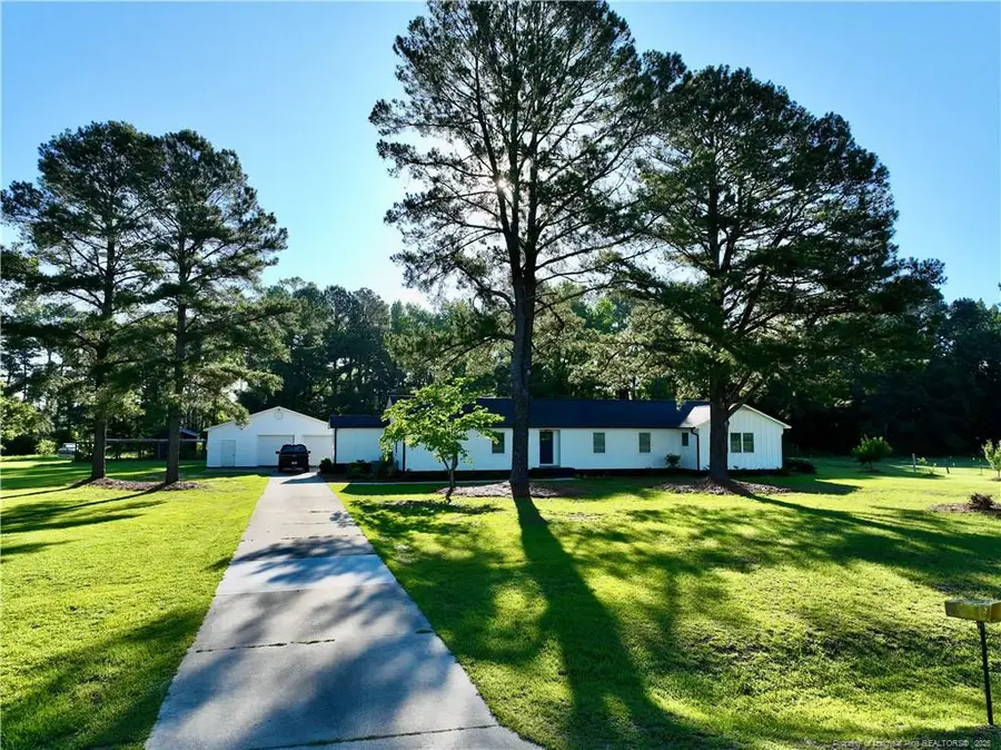 427 Pine Log Road, Lumberton, NC 28360 - #2