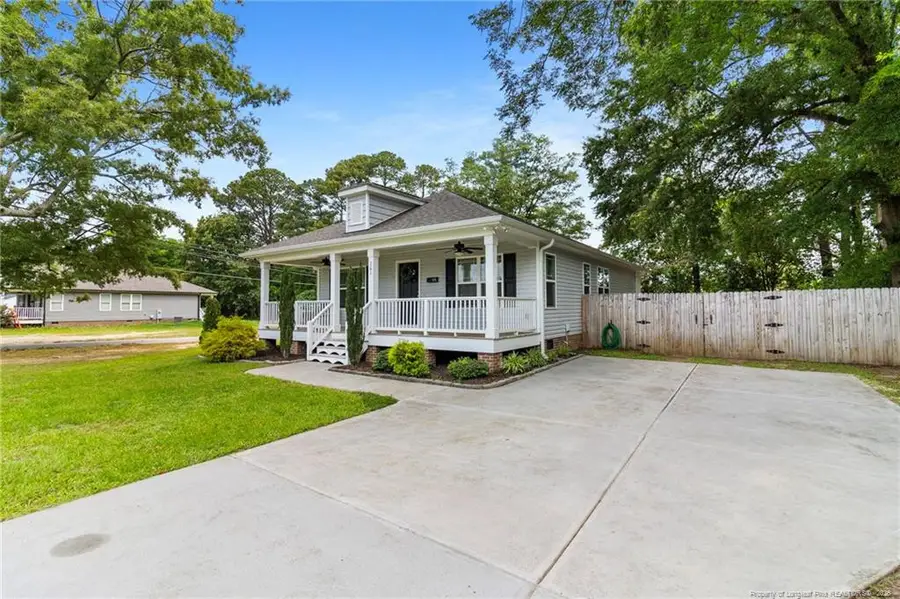 701 E Pearsall Street, Dunn, NC 28334 - #2