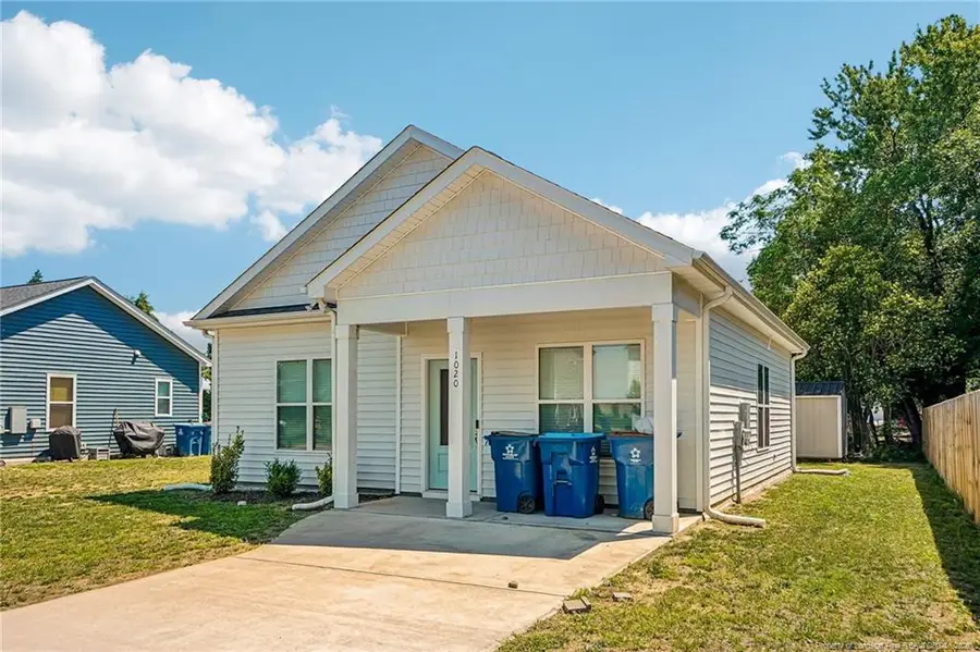 1020 E Harnett Street, Dunn, NC 28334 - #2