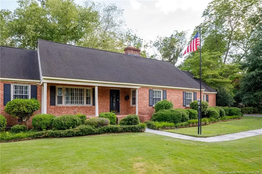 209 W Prospect Avenue, Raeford, NC 28376 - #2