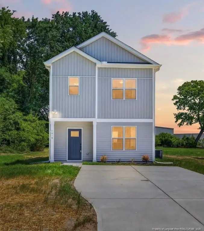1019 E Harnett Street, Dunn, NC 28334 - #1