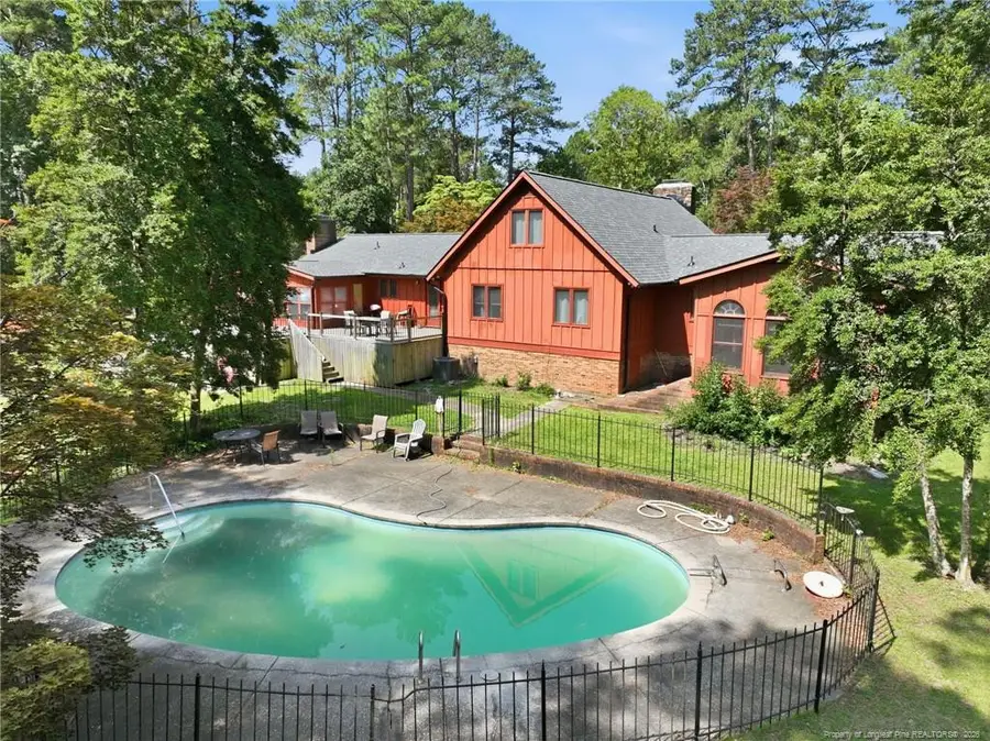 2107 Pinewood Terrace, Fayetteville, NC 28304 - #2