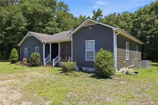 5232 Mcleod Drive, Maxton, NC 28364