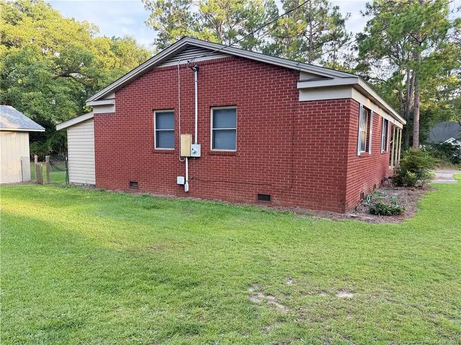 100 Mcrae Street, Red Springs, NC 28377 - #3