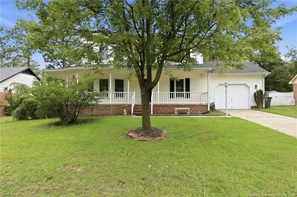 6824 Saint Julian Way, Fayetteville, NC 28314