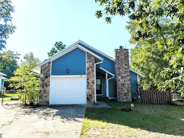 1327 Fraser Drive, Fayetteville, NC 28303