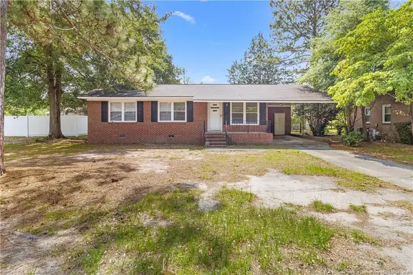 310 N 4th Street, Saint Pauls, NC 28384