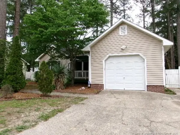 429 Oakgrove Drive, Fayetteville, NC 28314