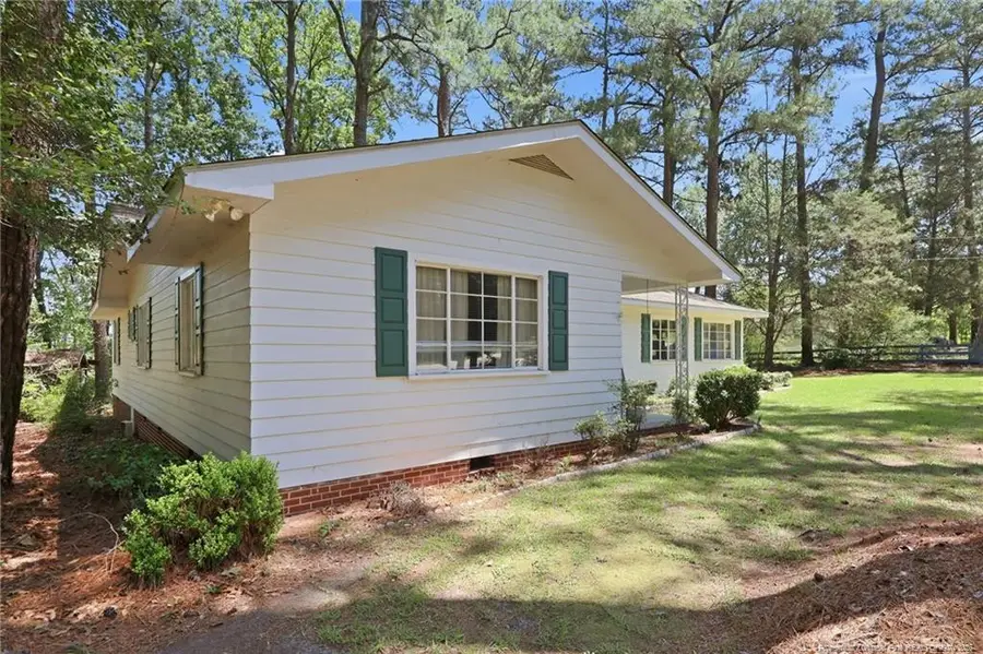 3993 Mcarthur Road, Broadway, NC 27505 - #3