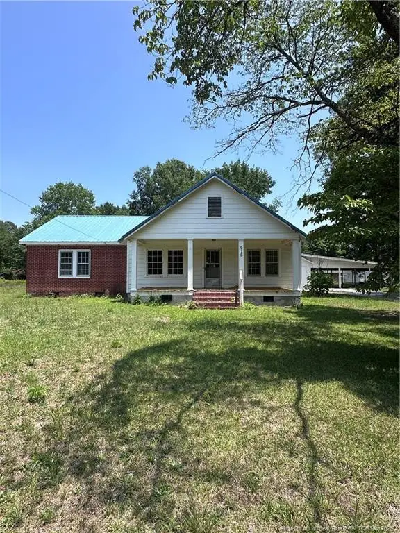 916 Aberdeen Road, Laurinburg, NC 28352 - #1