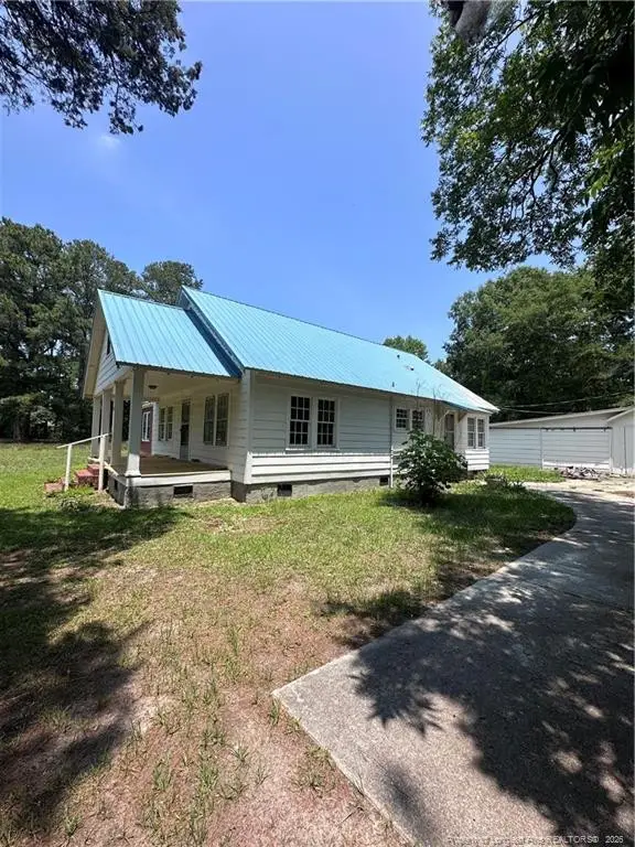 916 Aberdeen Road, Laurinburg, NC 28352 - #2