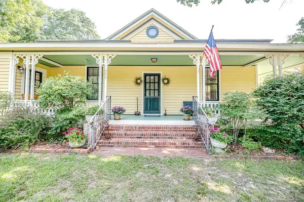 524 Carthage Street, Cameron, NC 28326