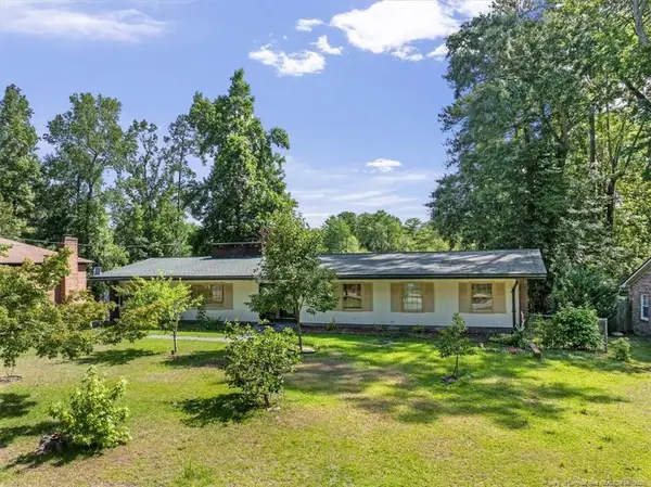 1946 Forest Hills Drive, Fayetteville, NC 28303