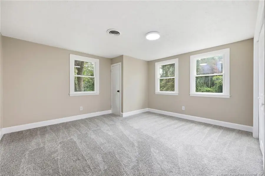 602 Lewis Street, Raeford, NC 28376 - #2